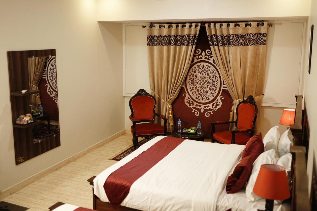 Diamond Lodge Karachi Esterno foto
