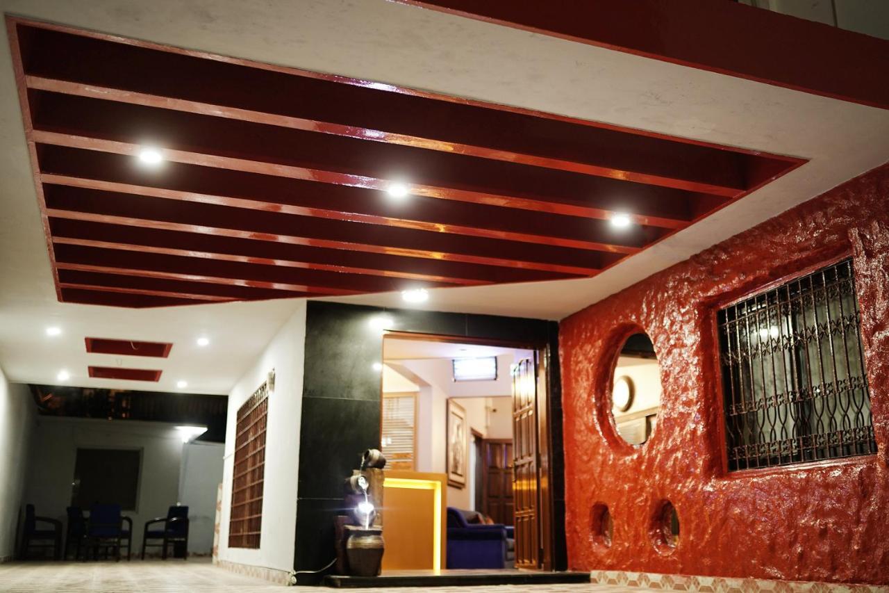 Diamond Lodge Karachi Esterno foto