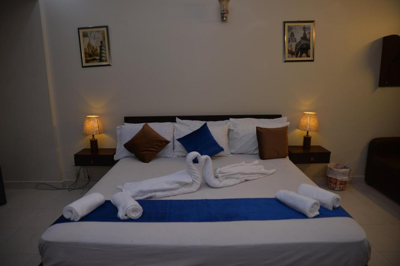 Diamond Lodge Karachi Esterno foto
